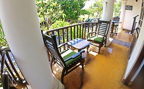 Fort Dew Guest House